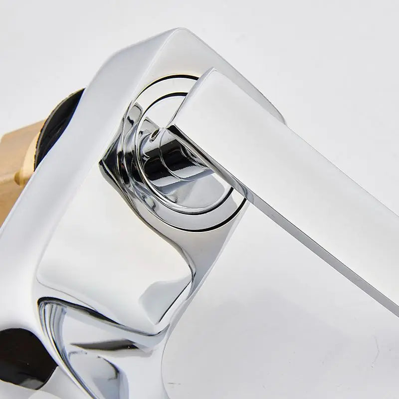 Single Handle Single Hole Fashion Wash Basin Sink Faucet Hot and Cold Bathroom Faucet Deck-mounted Faucet